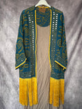 Kimono bordado con flecos