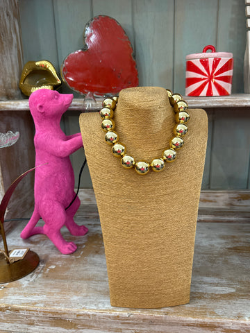 Collar Bolas doradas