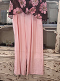 Pantalón con cordón rosa