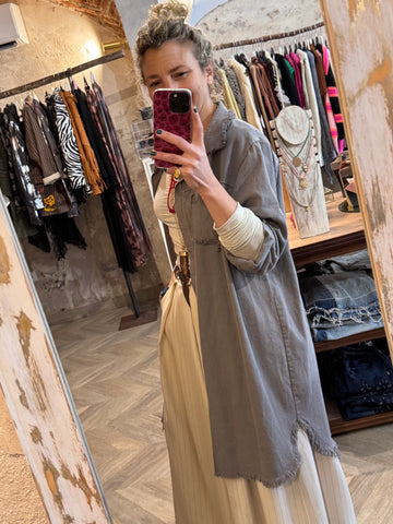 Cazadora vaquera larga gris