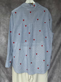 Camisa rayas con corazones rojos