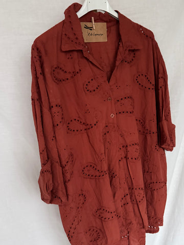 Camisa bordados caldera