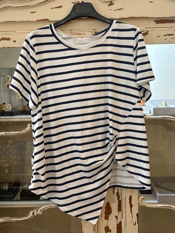 Camiseta asimétrica rayas marino