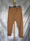 Pantalón jogger Camel brillos
