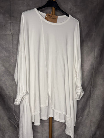 Camiseta asimétrica blanca