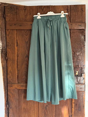 Pantalón palazzo cropped azul
