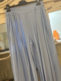 Pantalón con cordón azul