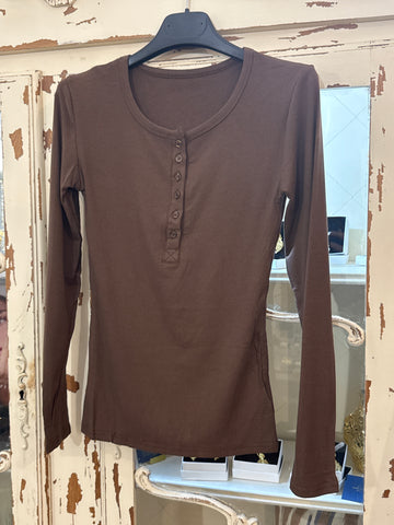 Camiseta básica canalé marrón
