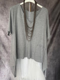 Camiseta asimétrica larga gris