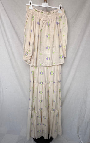 Conjunto algodón con bordados