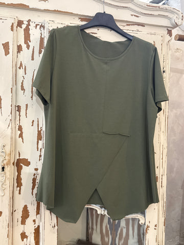 Camiseta asimétrica kaki