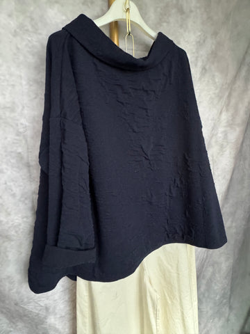 Camiseta azul cuello
