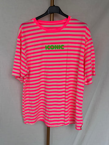Camiseta Iconic rosa flúor
