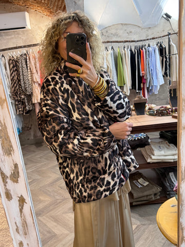 Cazadora animal print