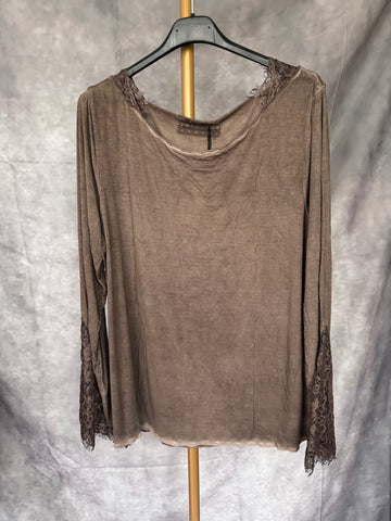 Camiseta encaje taupe