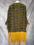 Kimono bordado con flecos