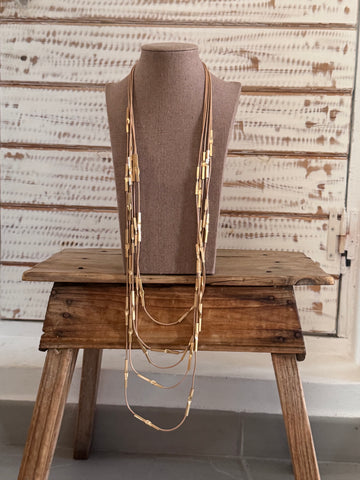 Collar largo