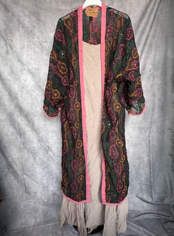 Kimono bordado largo