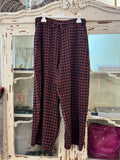 Pantalón cuadros burdeos