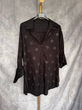 Camisa negra estrellas