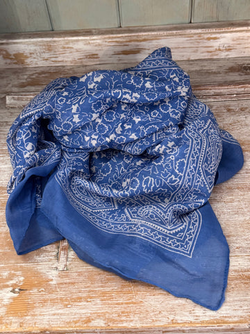 Pañuelo algodón azul claro