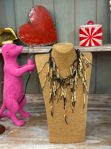 Collar Flecos negro / dorado