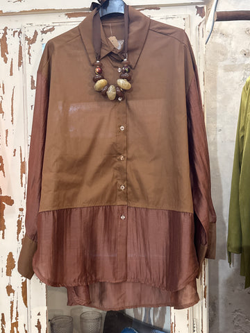 Camisa marrón