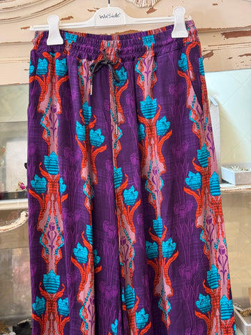 Pantalón estampado