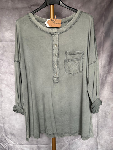 Camiseta botones gris