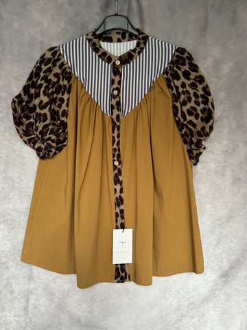 Camisa rayas /animal print camel con azul