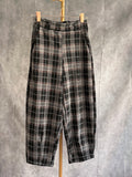 Pantalón baggy cuadros grises