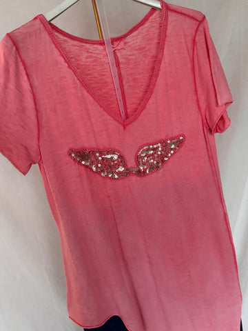 Camiseta asimétrica “Alas” Coral