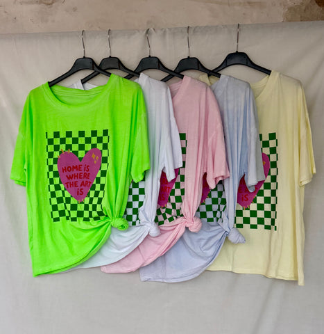 Camiseta corazón rosa