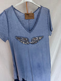 Camiseta asimétrica “Alas” azul
