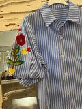 Camisa rayas mangas bordadas