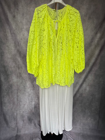 Blusa encaje flúor