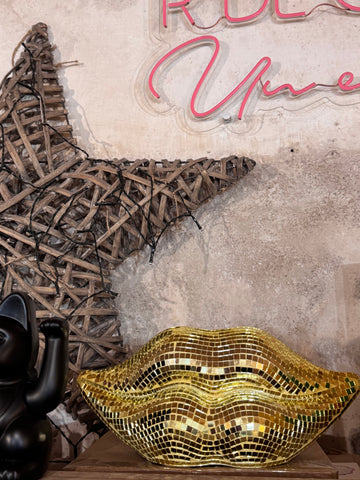 Adorno Labios “Disco” dorado