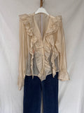 Blusa volantes beige