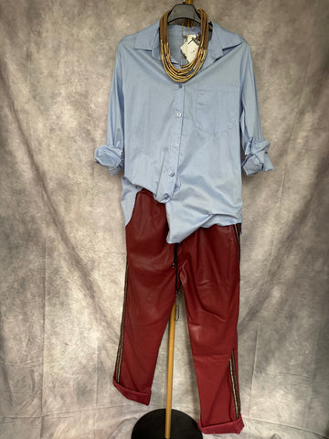 Pantalón jogger polipiel
