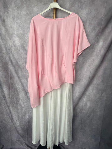 Blusa asimétrica rosa