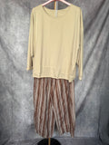Camiseta bolsillos beige