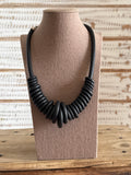 Collar caucho y madera