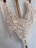 Pico croché flores beige