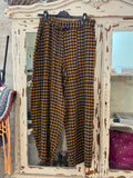 Pantalón cuadros mostaza