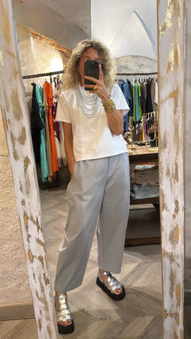 Pantalón gris