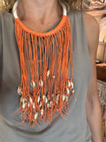 Collar conchas naranja