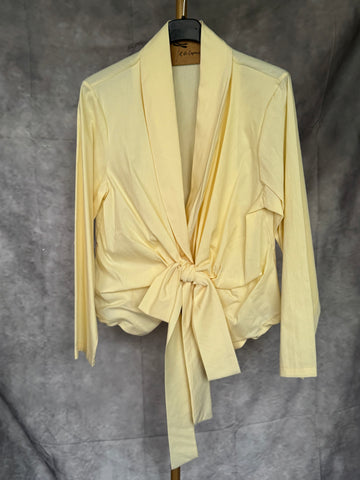 Camisa amarilla