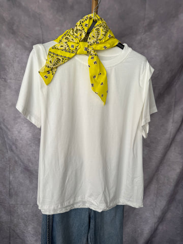 Camiseta pañuelo amarillo