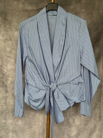 Camisa azul rayas