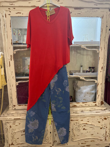 Camiseta larga asimétrica roja